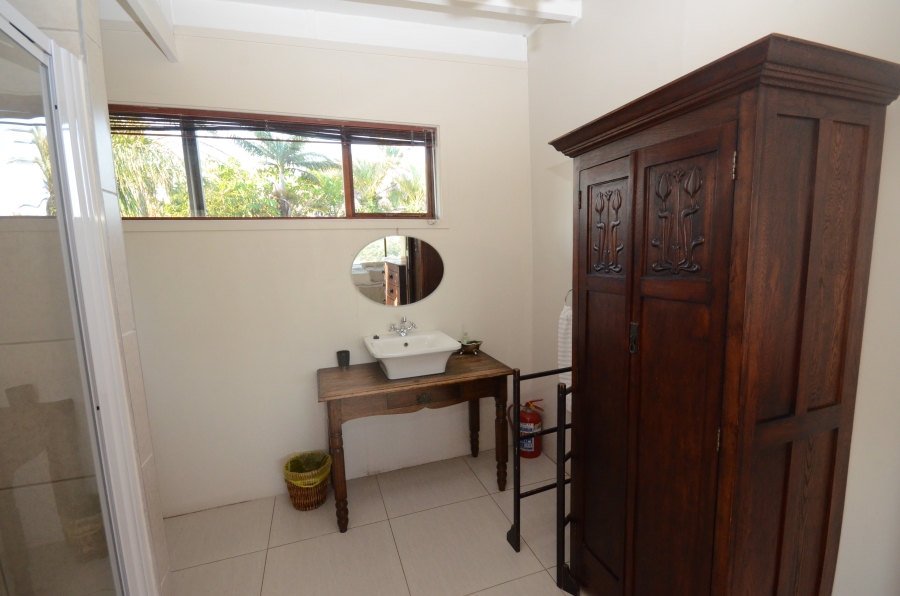 5 Bedroom Property for Sale in Blue Bend Eastern Cape